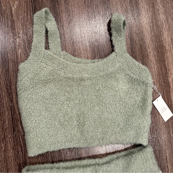 Abercrombie & Fitch Lounge Set - Picture 2 of 5